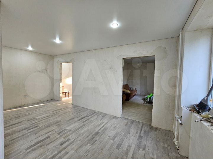 3-к. квартира, 50 м², 2/5 эт.