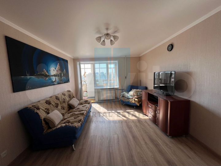 2-к. квартира, 50 м², 6/9 эт.