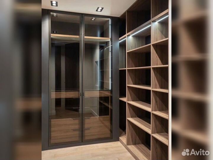 Гардеробная комната под ключ