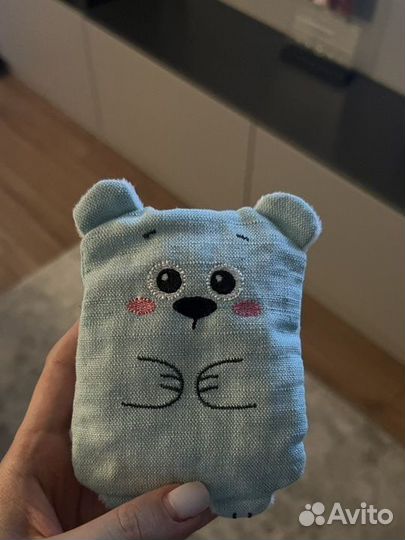 Грелка с вишневыми косточками для новорожденных