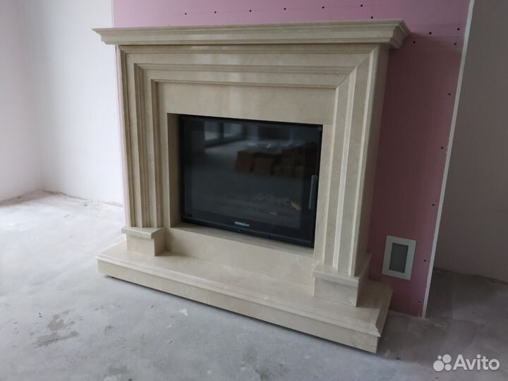 Портал каминный мраморный