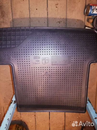 Коврики резиновые для Renault Megane III - Fluence