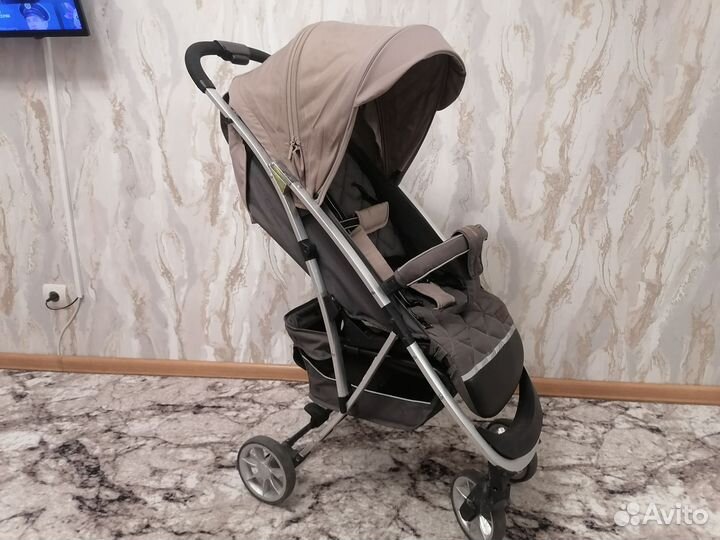 Прогулочная коляска carrello gloria