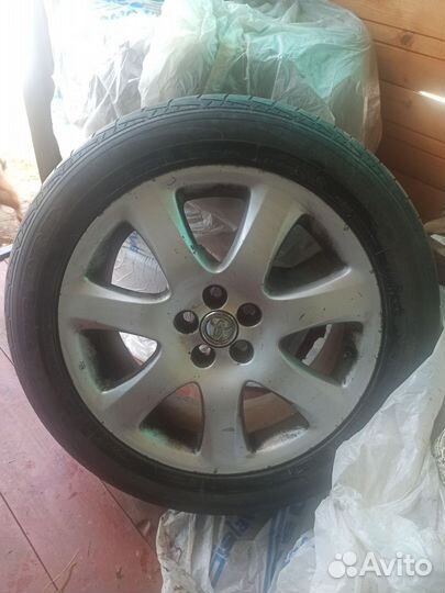 Toyo TYDRB 215/55 R17 94