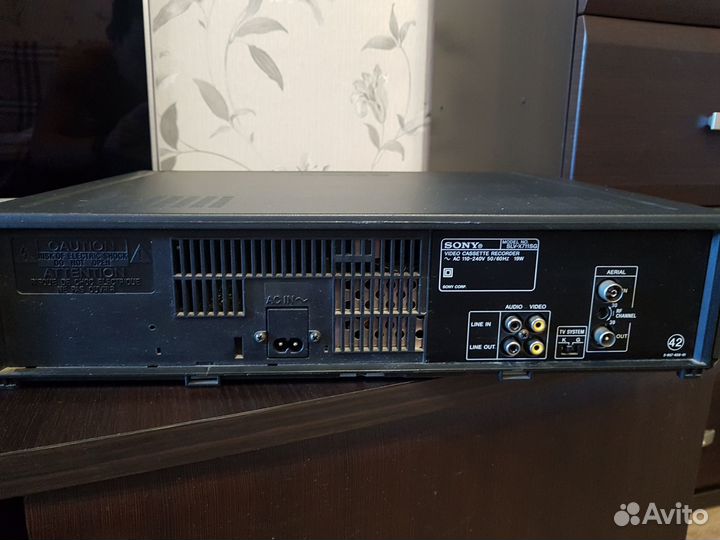 Видеомагнитофон sony SLV-X711