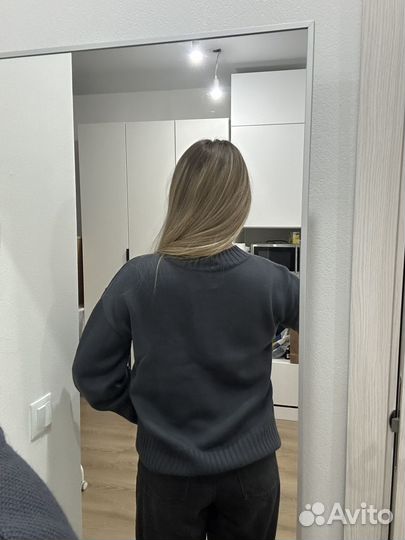 Свитер серый