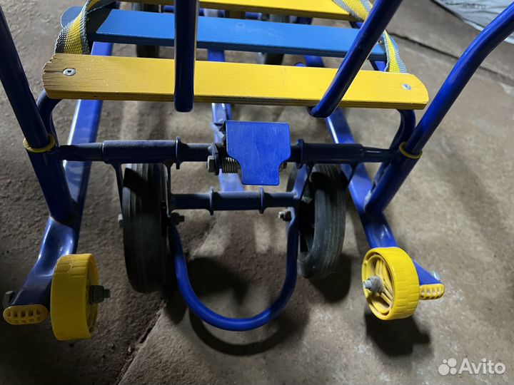 Детские санки на колесах