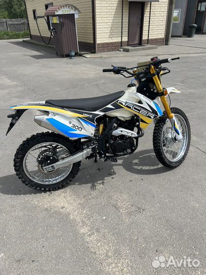Racer RC300-GY8A