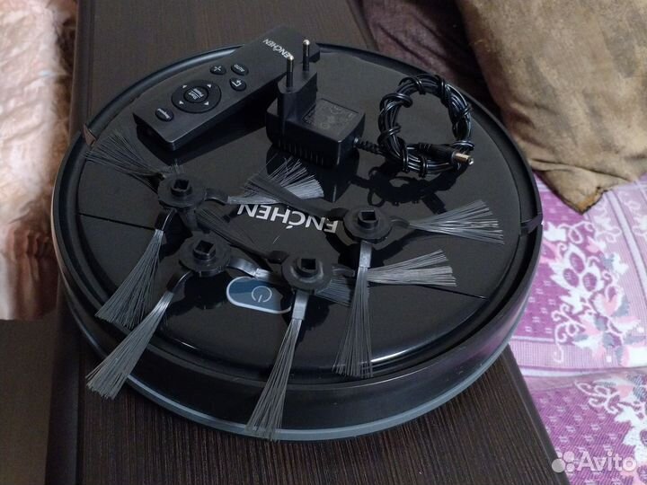 Робот-пылесос enchen
