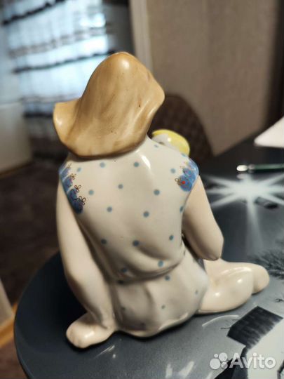 Статуэтка материнство