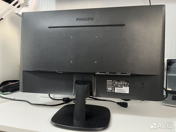 Монитор Philips 27