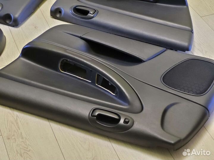 Обшивка дверей Chrysler Sebring