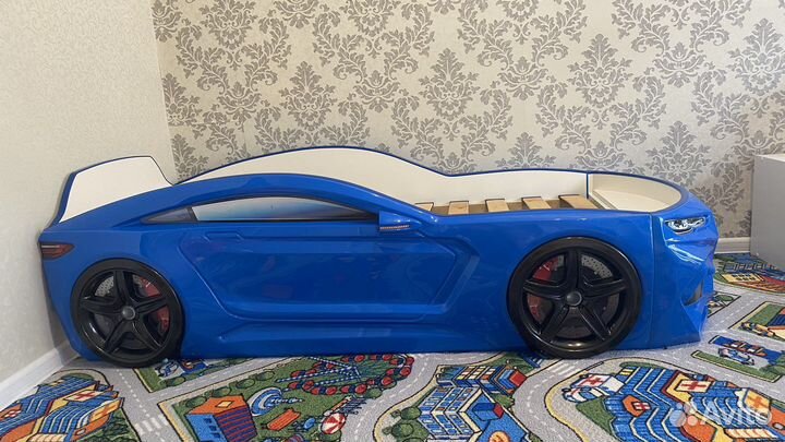 Кровать машина