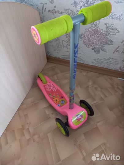 Самокат детский трехколесный
