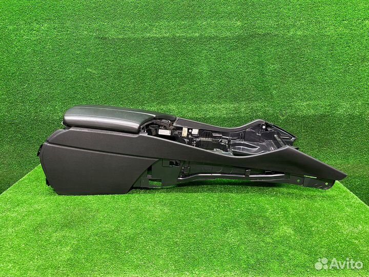 Центральная консоль BMW F10