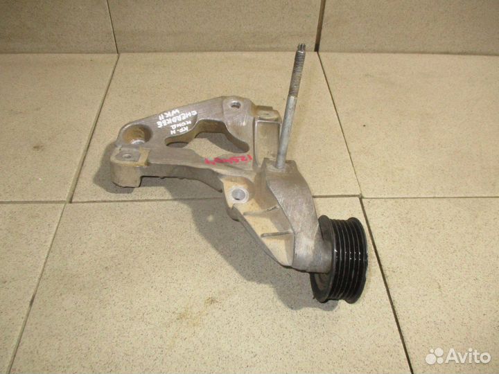 Кронштейн кондиционера Jeep Grand Cherokee 4 (WK2)