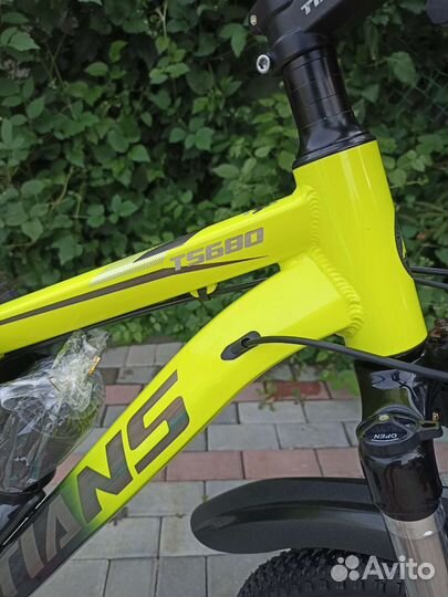 Новый велосипед 26 колеса,алюминий,24 скорости