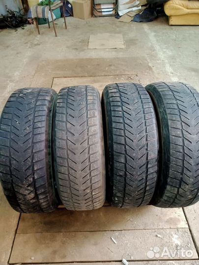 Vredestein Wintrac Xtreme S 235/65 R17