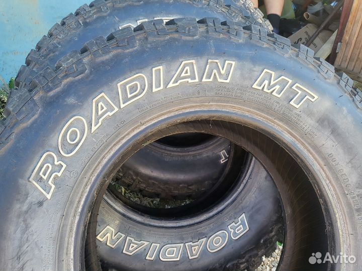 Nexen Roadian M/T 235/75 R15 Q