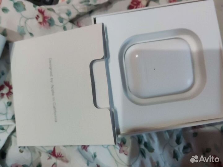 Наушники apple