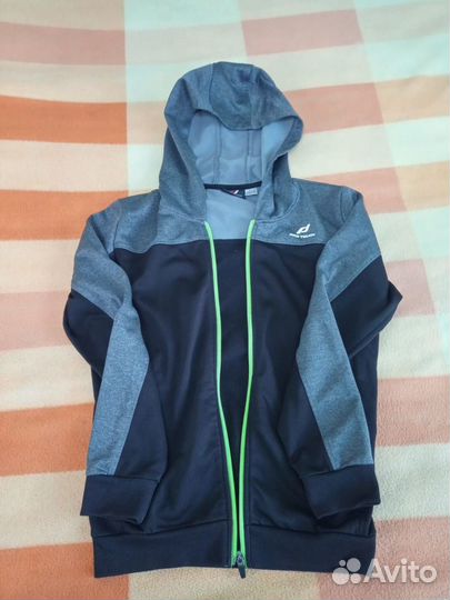 Кофта с капюшоном