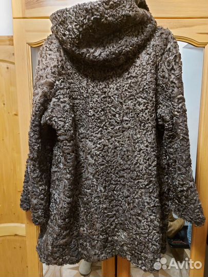 Шуба из каракуля 50-52р-ра