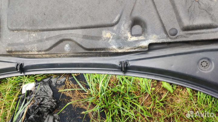 Капот outback bp, форсунки омывателя