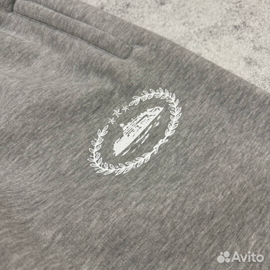 Штаны на флисе Corteiz