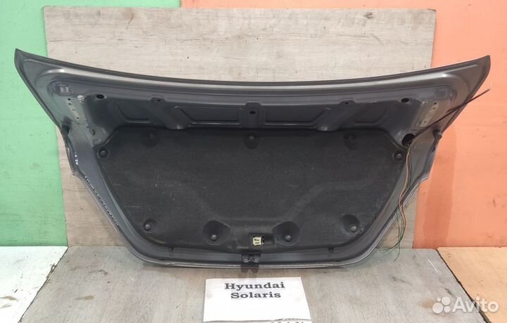 Крышка багажника Hyundai Solaris, седан, 2012г
