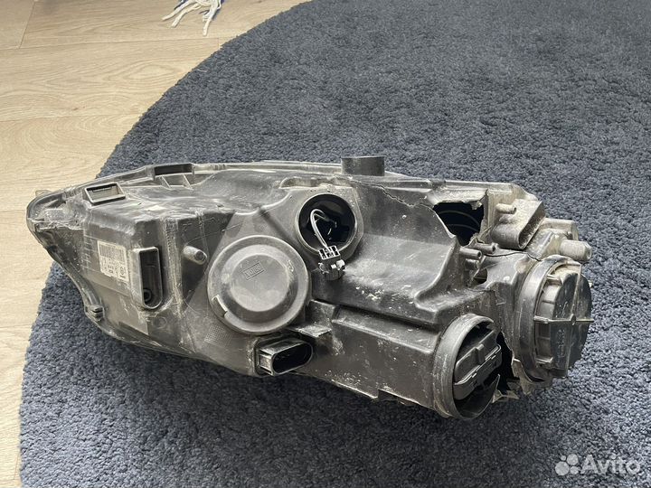 Фара левая golf7