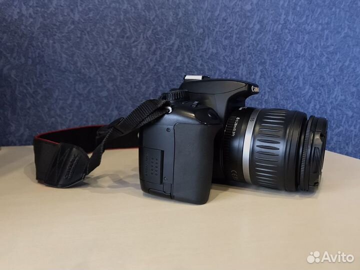 Зеркальный фотоаппарат