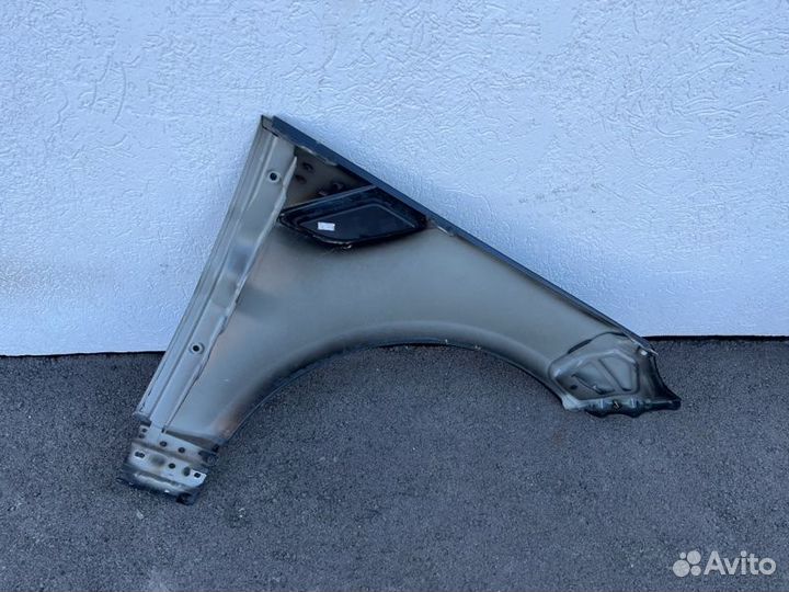 Крыло переднее левое Land Rover Range Rover Sport