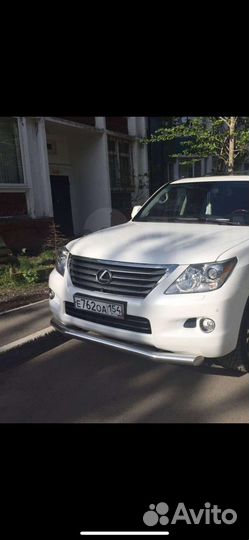 Решетка радиатора Lexus LX 570 2008-2011