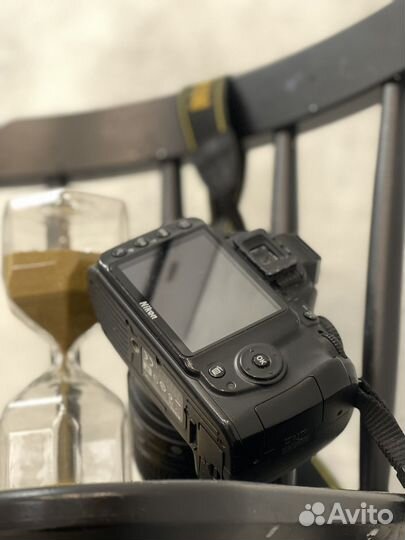 Камера nikon d 3000 б/у