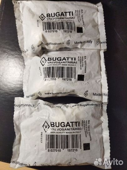 Воздухоотводчик Bugatti 1/2 (1070)