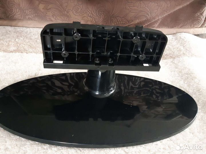 Подставка под телевизор