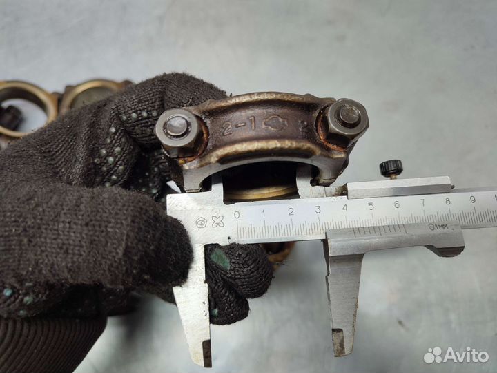 Поршень с шатуном Nissan Sunny FB15 2000 г.в