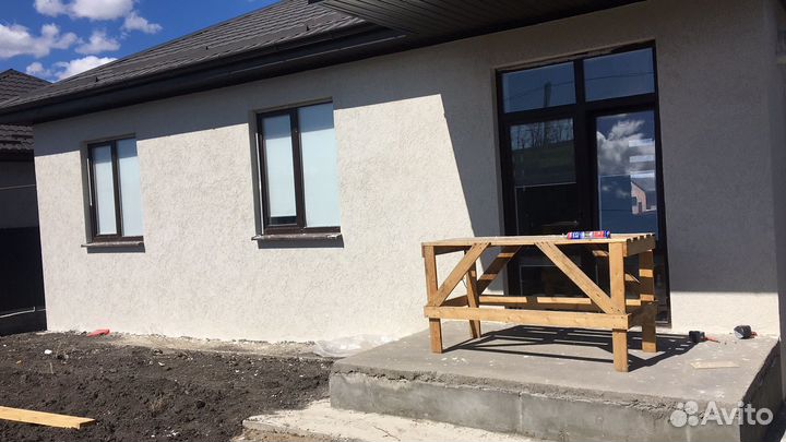 Отделка фасада короед