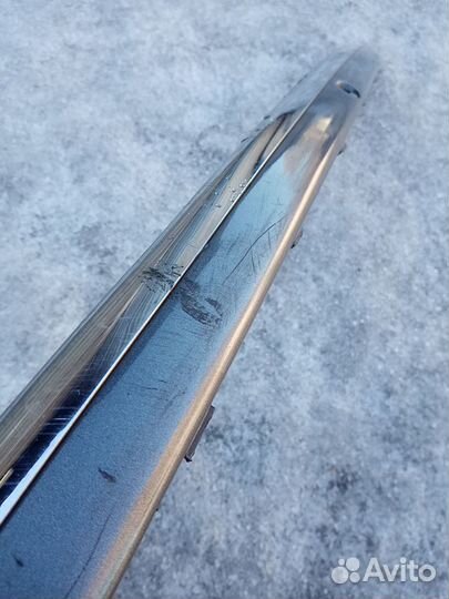 Молдинг заднего бампера центральный KIA opirus