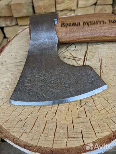 Кованый топор