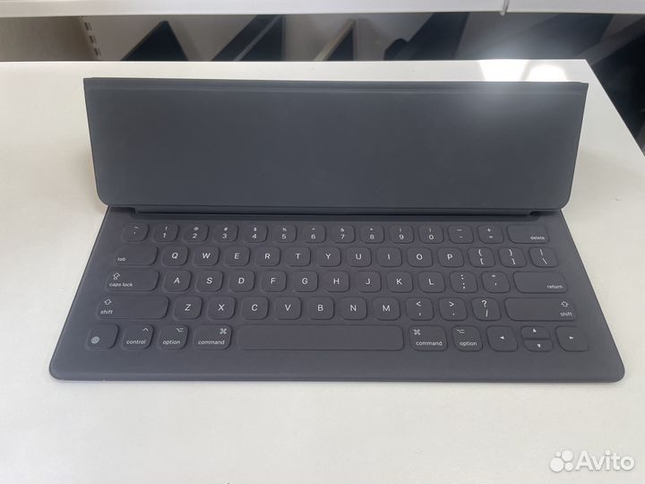 Клавиатура SMART Keyboard 12.9 1-GEN не рст (124)