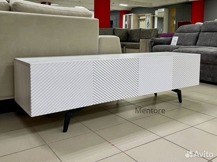 Тумба тв Bravo с фрезеровкой (белая)