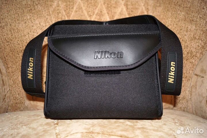 Бинокль Nikon Action EX 8x40 CF