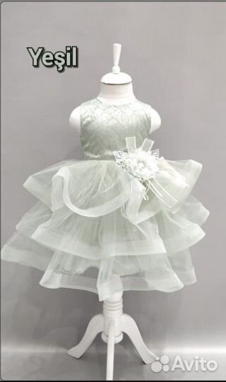 Платья, юбки и костюмы