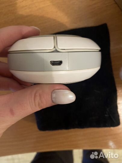 Колонка jbl на проводе