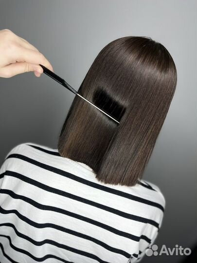Кератиновое выпрямление волос