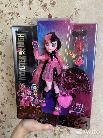 Кукла Monster High базовая Draculaura g3