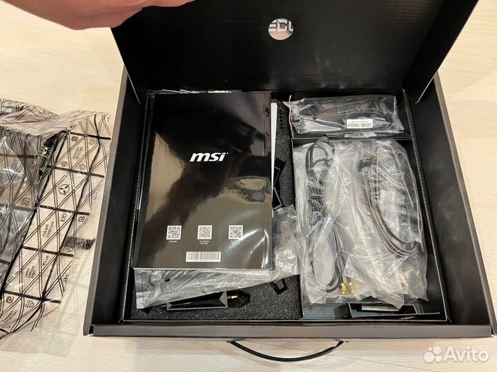 MSI MEG Z690 unify-X