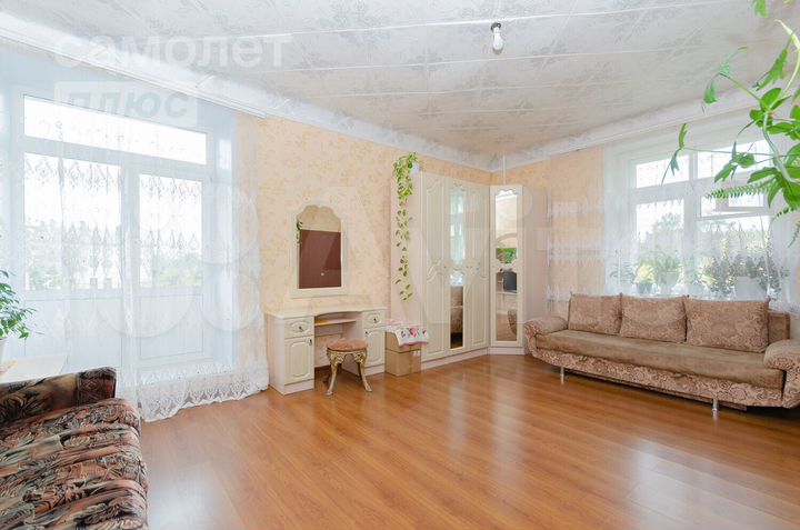 Комната 24 м² в 1-к., 4/4 эт.