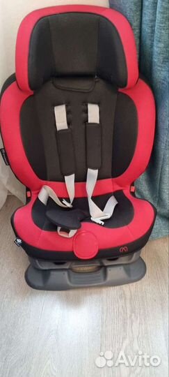 Детское автокресло Carmate Swing Moon Black Red